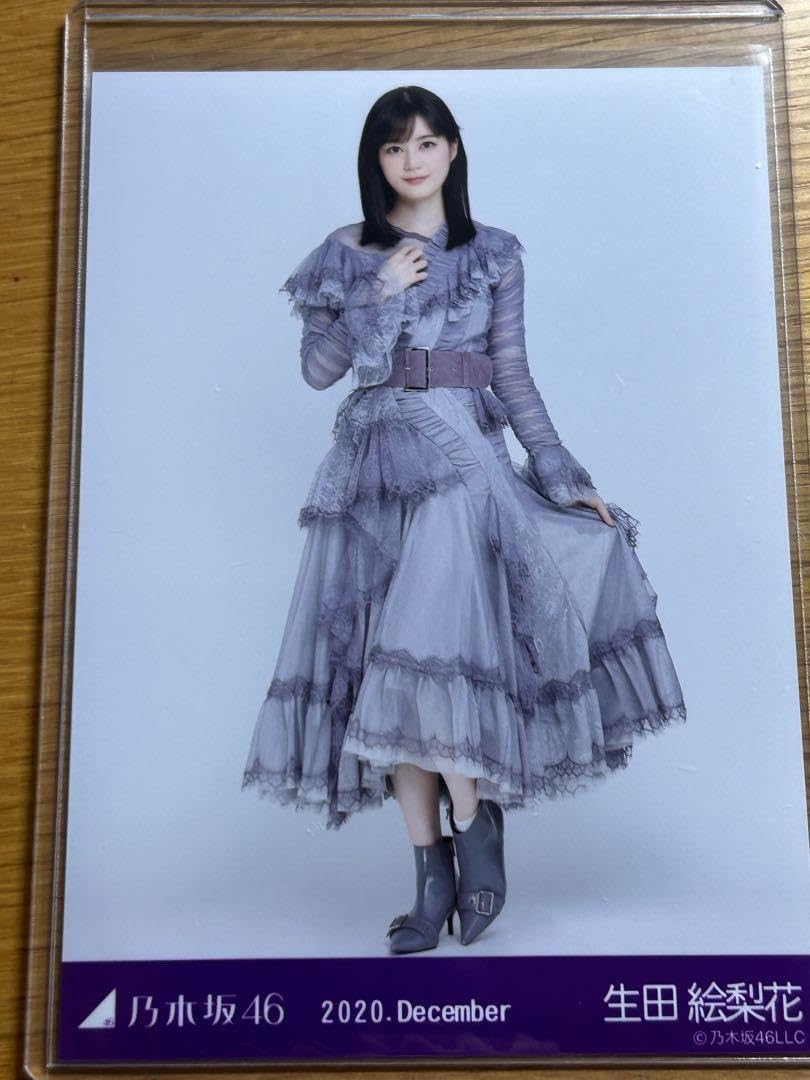 Amazon.co.jp: 乃木坂46 生田絵梨花 スペシャル衣装27 生写真 コンプ